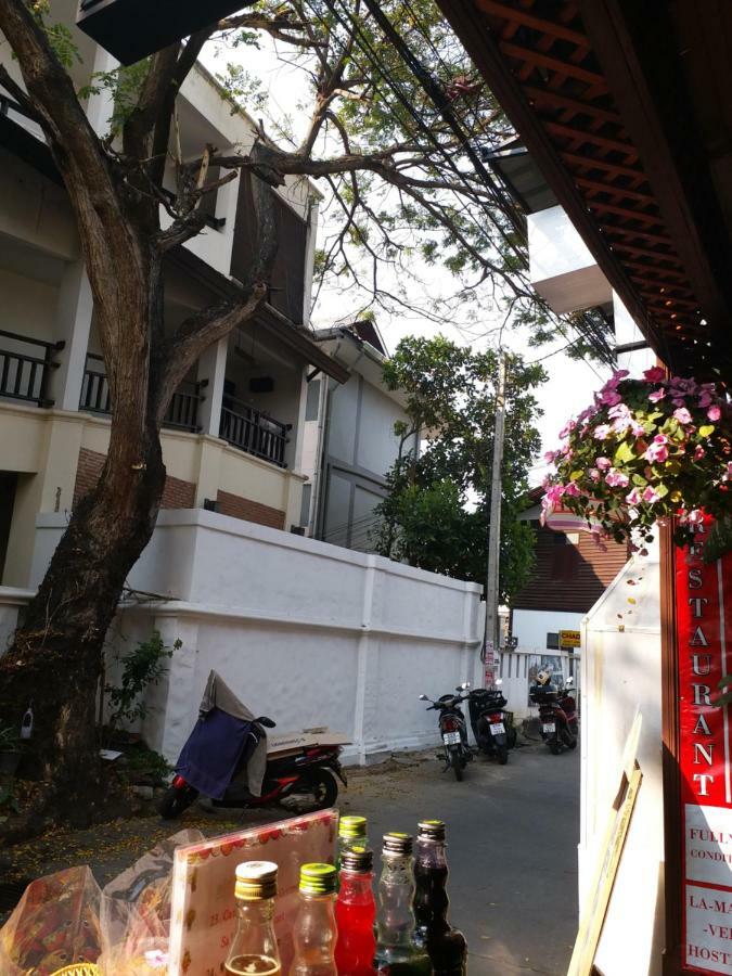 צ'יאנג מאי La Maison Verte Hostel מראה חיצוני תמונה
